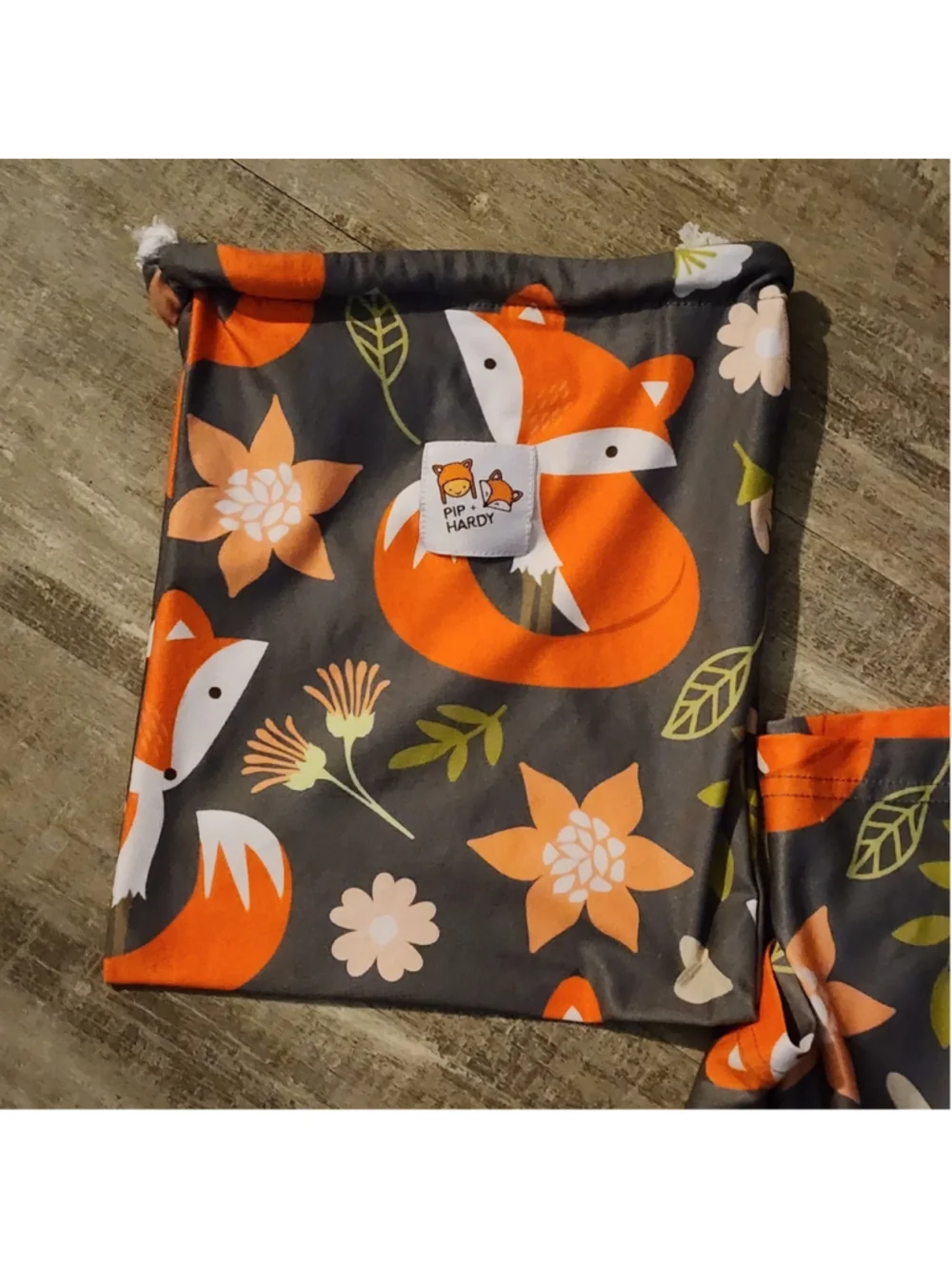 Pip + Hardy 5-in-1 Nursing Cover & Infant Car Seat Canopy - Forest Fox Theme